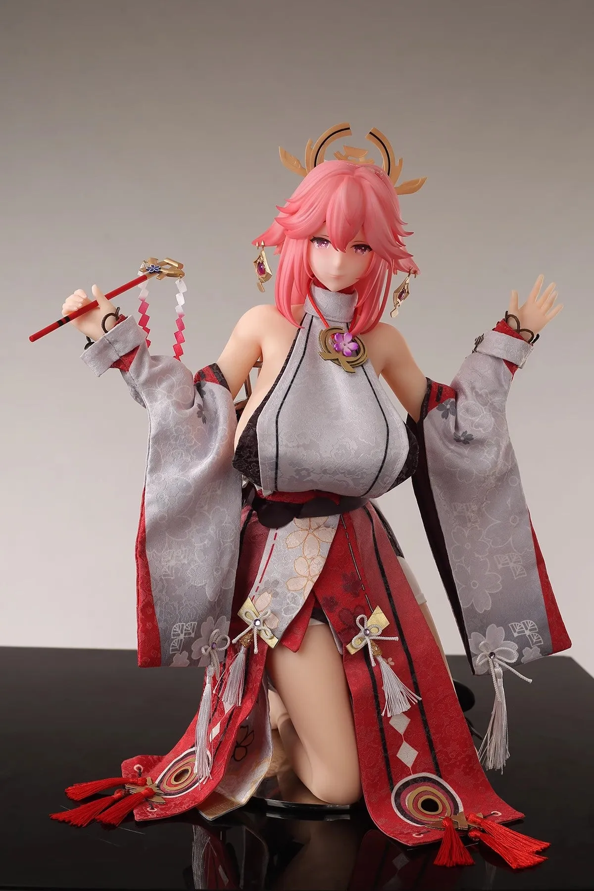 1:3 Little Fox Seamless Action Figure