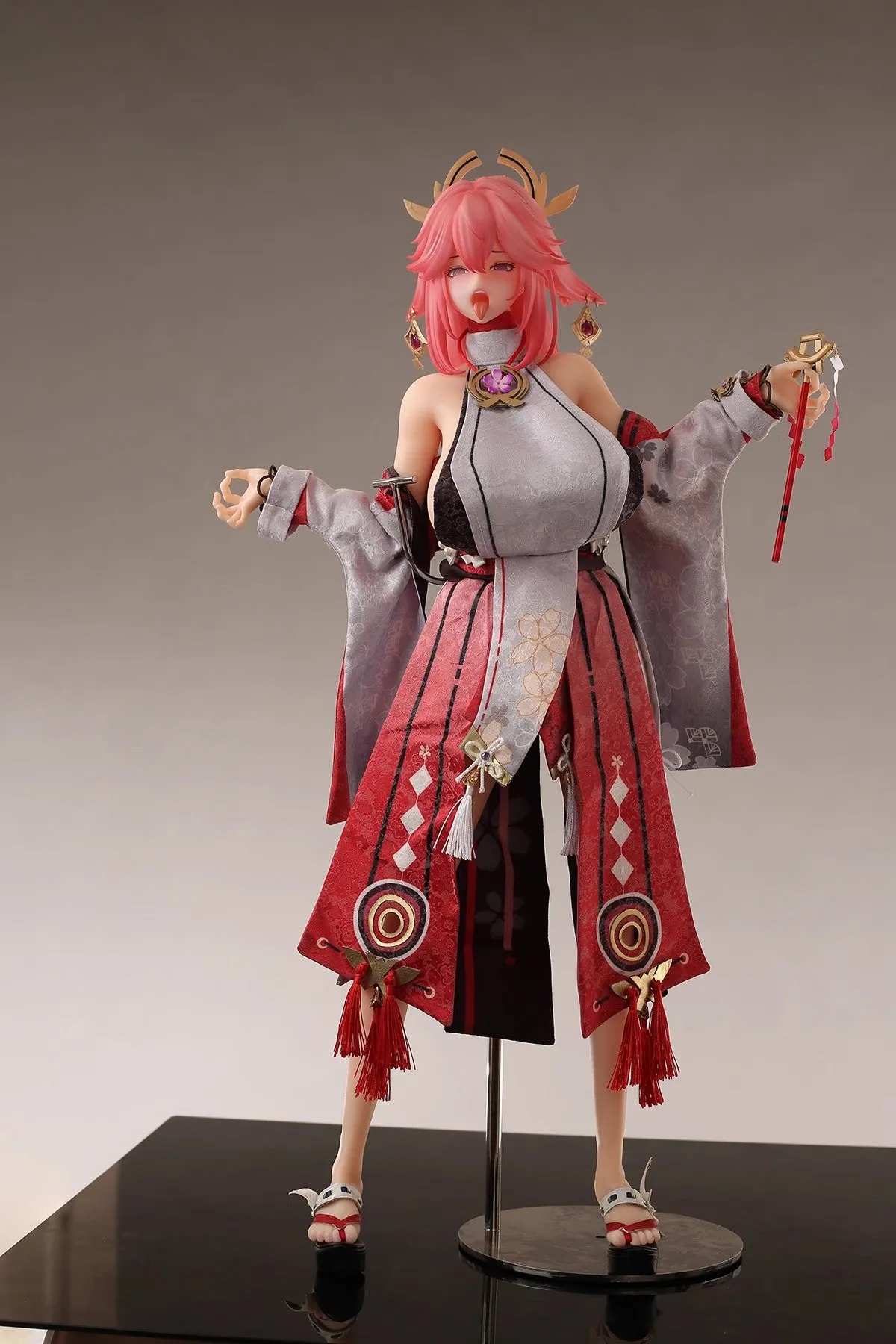 1:3 Little Fox Seamless Action Figure