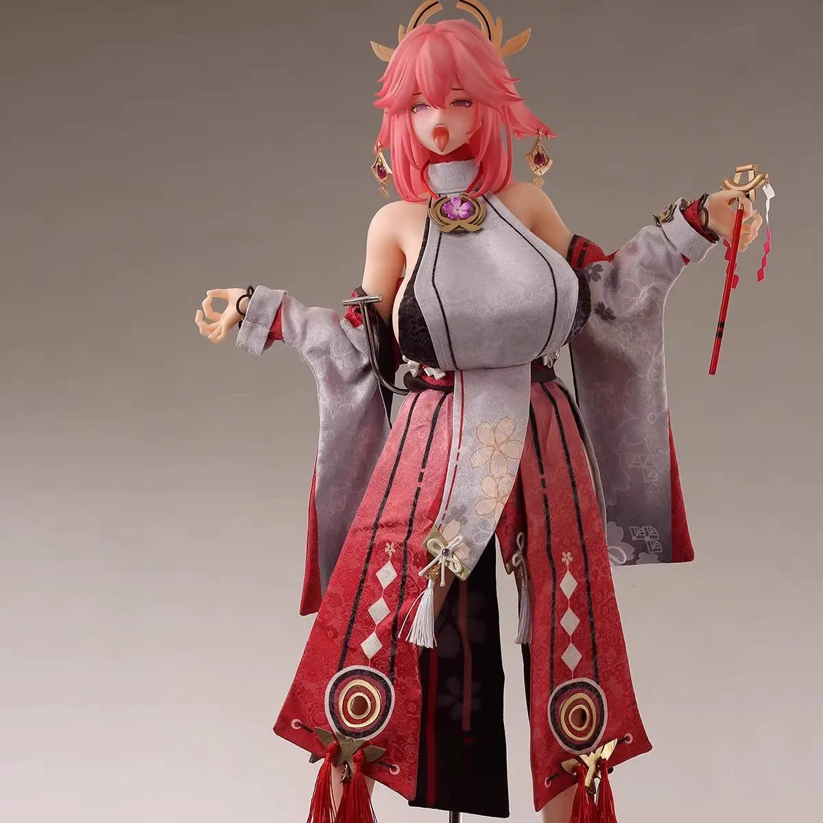 1:3 Little Fox Seamless Action Figure