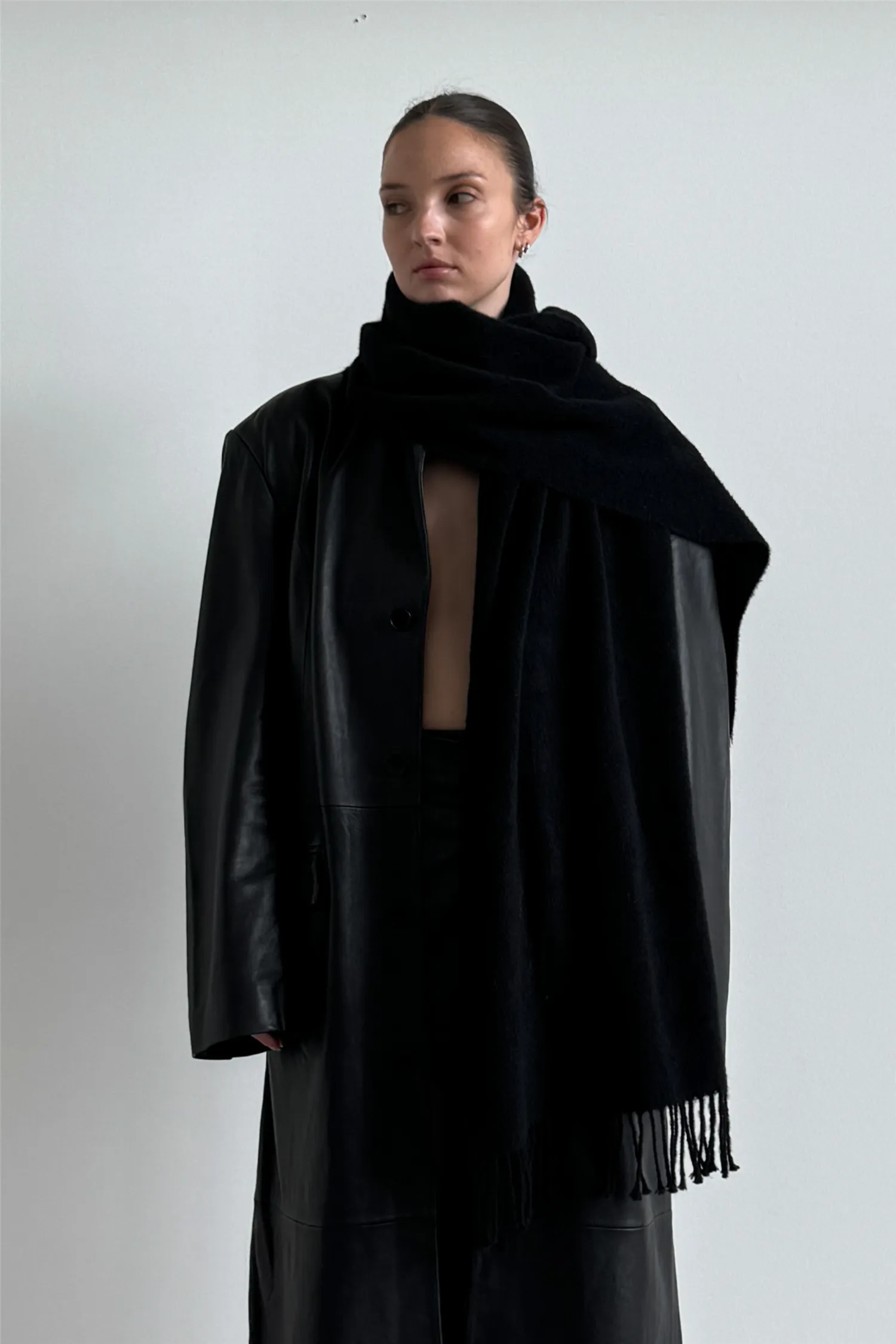 Snug scarf Black